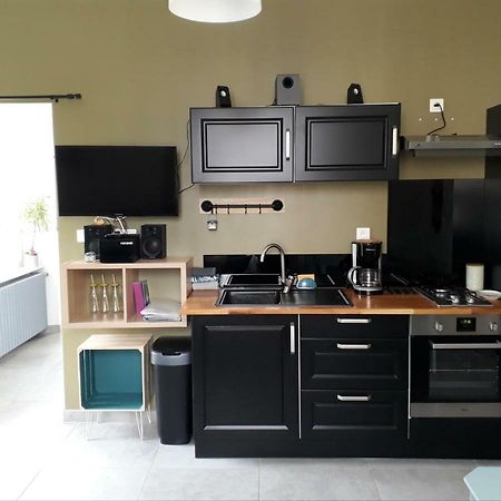 Gite Aux Lauriers Lacroix-sur-Meuse Εξωτερικό φωτογραφία