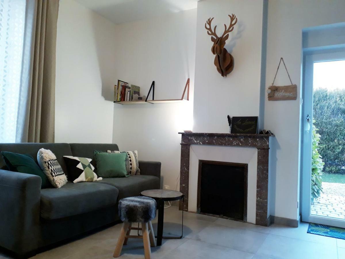 Gite Aux Lauriers Lacroix-sur-Meuse Εξωτερικό φωτογραφία
