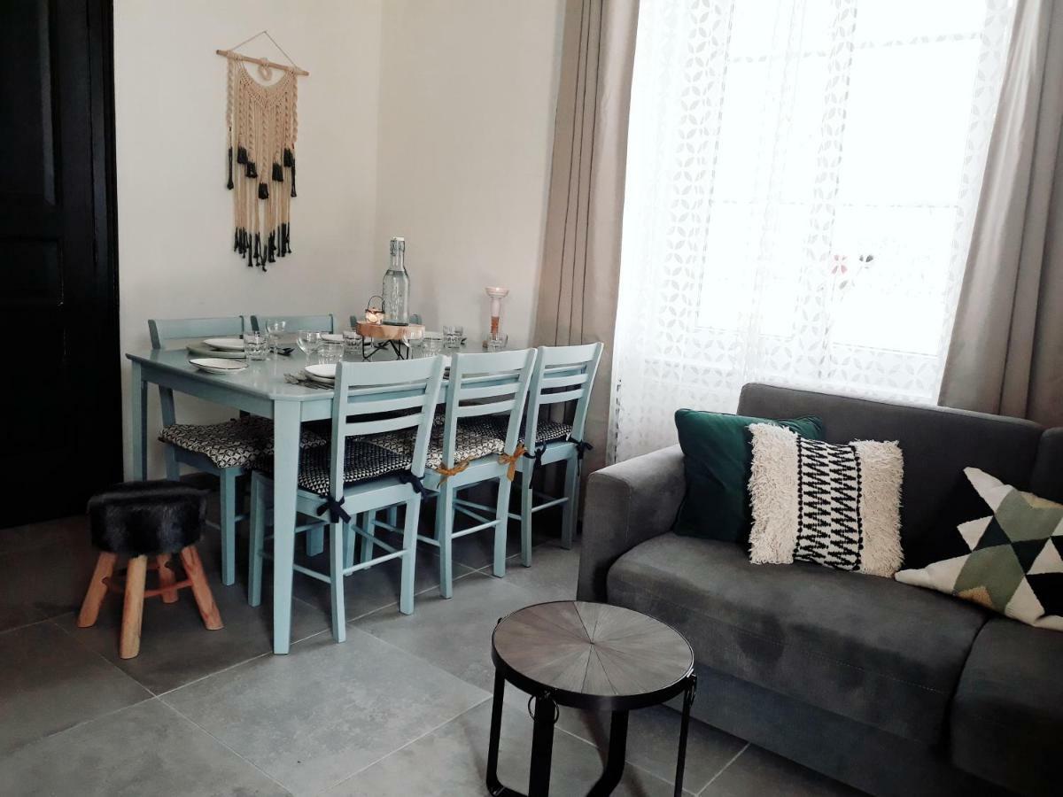 Gite Aux Lauriers Lacroix-sur-Meuse Εξωτερικό φωτογραφία