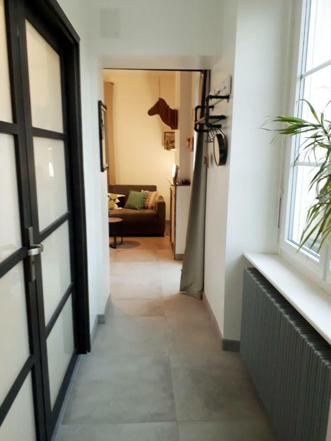 Gite Aux Lauriers Lacroix-sur-Meuse Εξωτερικό φωτογραφία